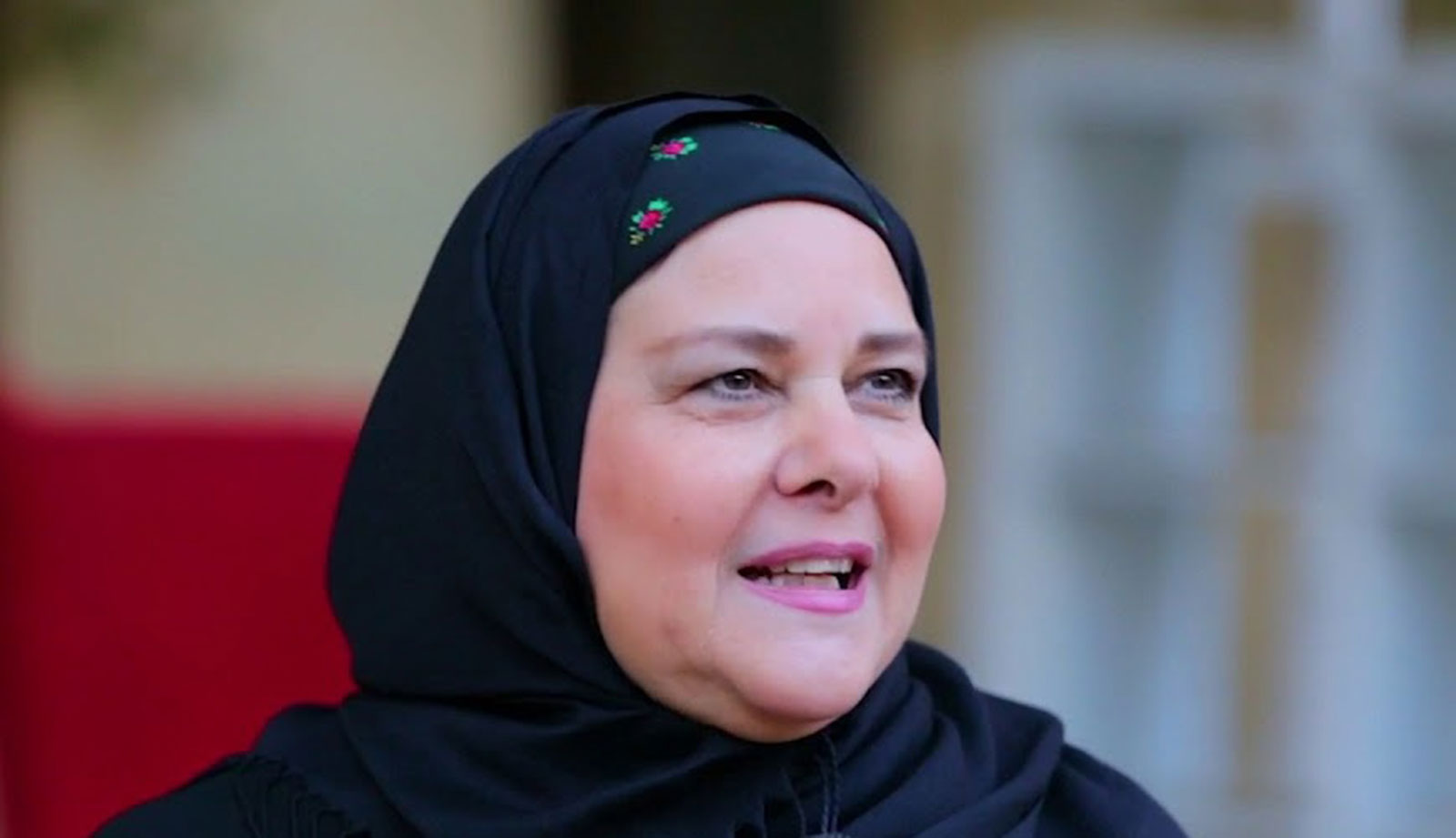 دلال عبد العزيز
