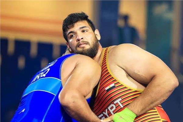 عبد اللطيف منيع لاعب منتتخب مصر للمصارعة الرومانية