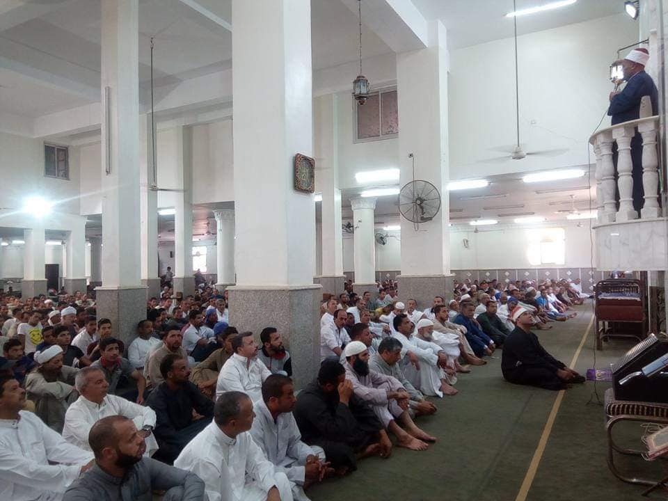 انطلاق القافلة الدعوية التاسعة من مسجد عمر ابن الخطاب بالعاشر من رمضان