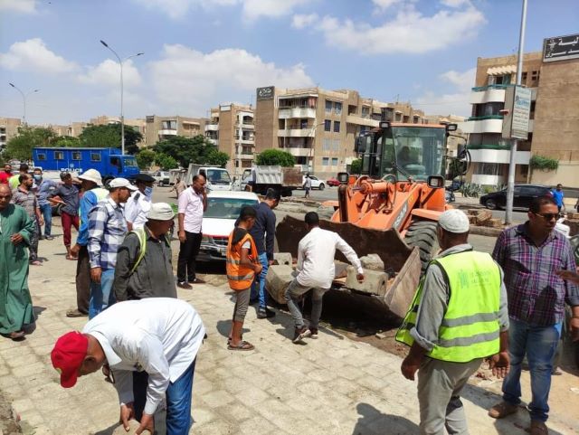 جهاز العبور يحرر 50 محضرا وينفذ 498 إزالة فى حملة بالتعاون مع الشرطة.. بالصور