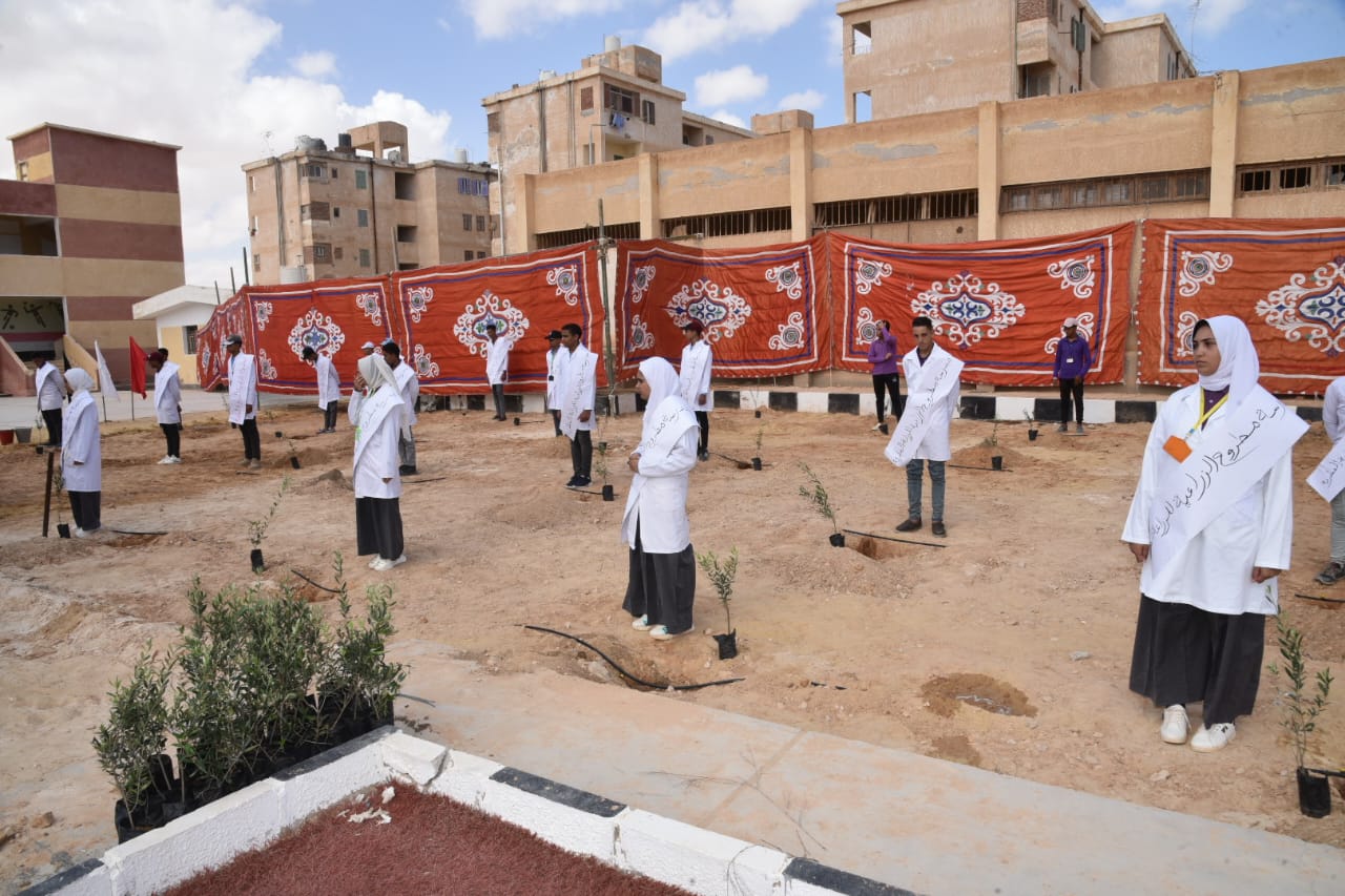 اطلاق مبادرة الرئيس لزراعة 100 مليون شجرة بمطروح 