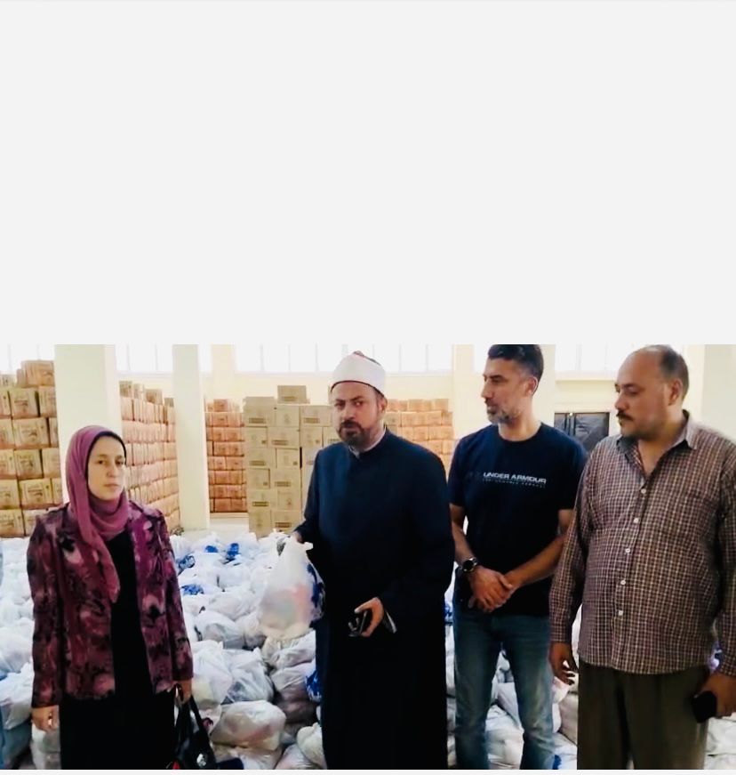 5000 كرتونة مواد غذائية من الاوقاف للاسر الاولي بالرعاية بمطروح