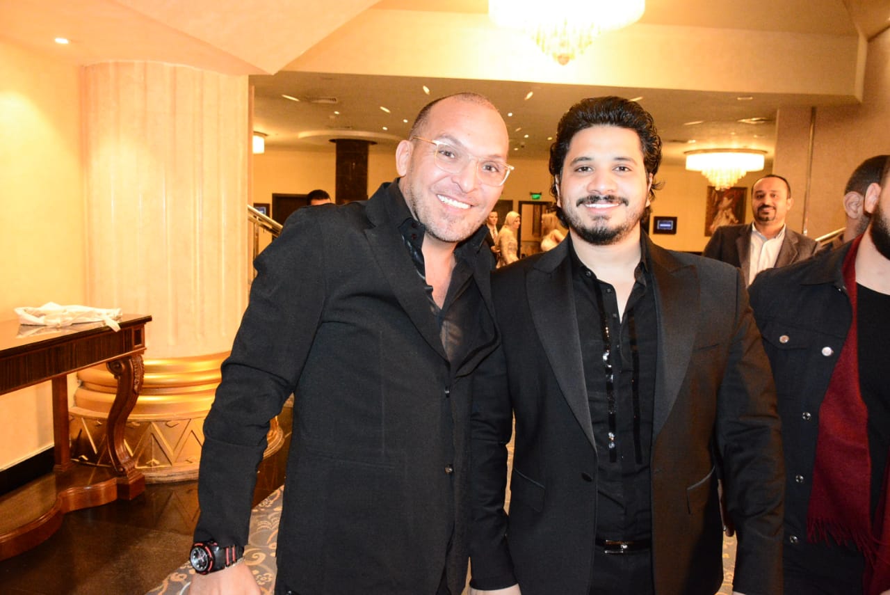 محمد نور ومصطفي حجاج ورامي جمال يشعلون حفل زفاف أحمد الشيخ.. صور