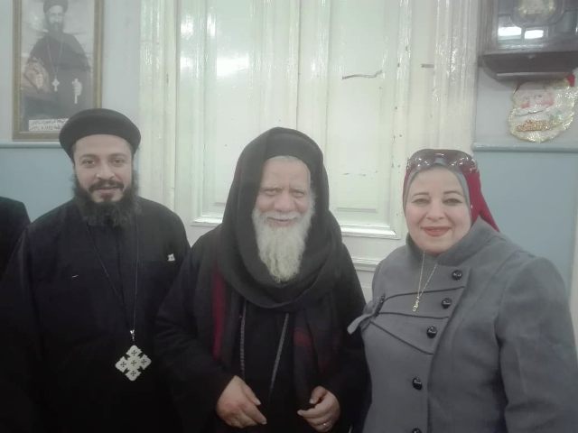 وفود المصرى الديمقراطى الاجتماعى تزور كنائس أسيوط للتهنئة بعيد الميلاد.. بالصور