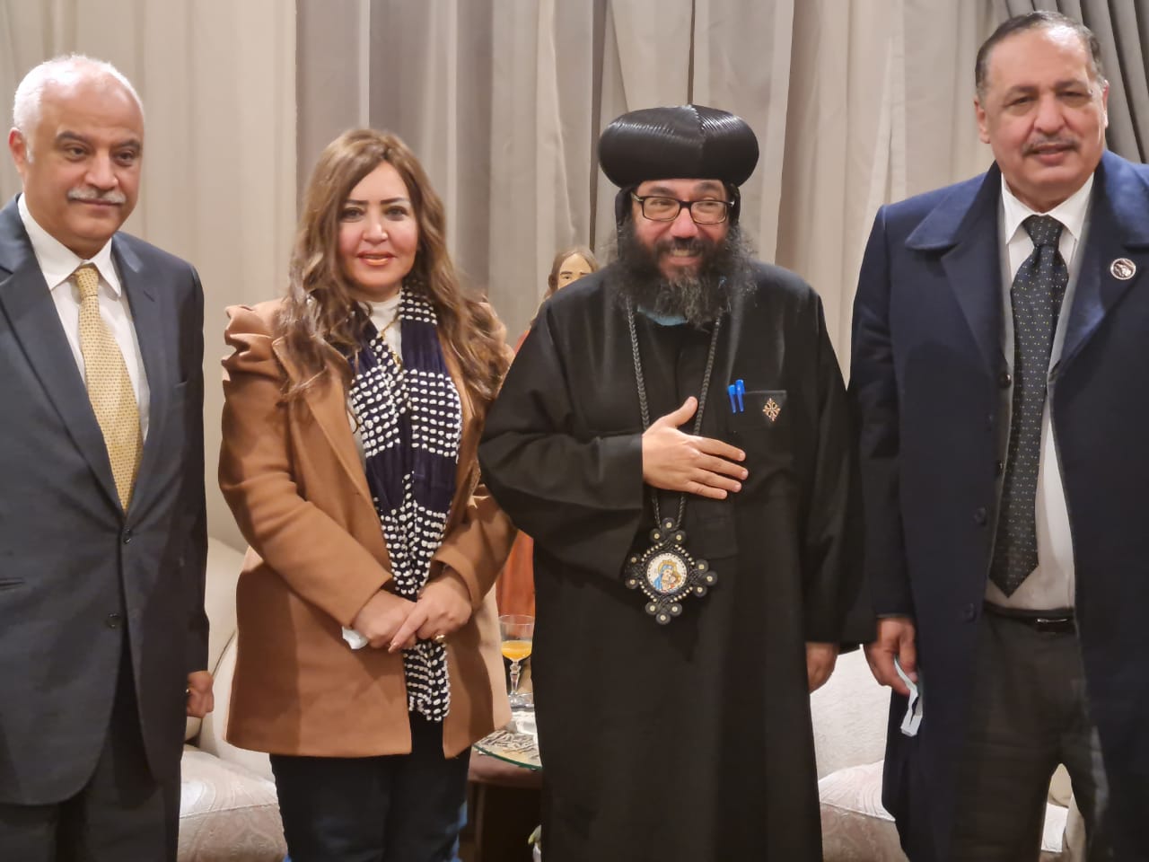 مستقبل وطن بمصر القديمة والمنيل يهنيء الإخوة الأقباط بعيد الميلاد المجيد 