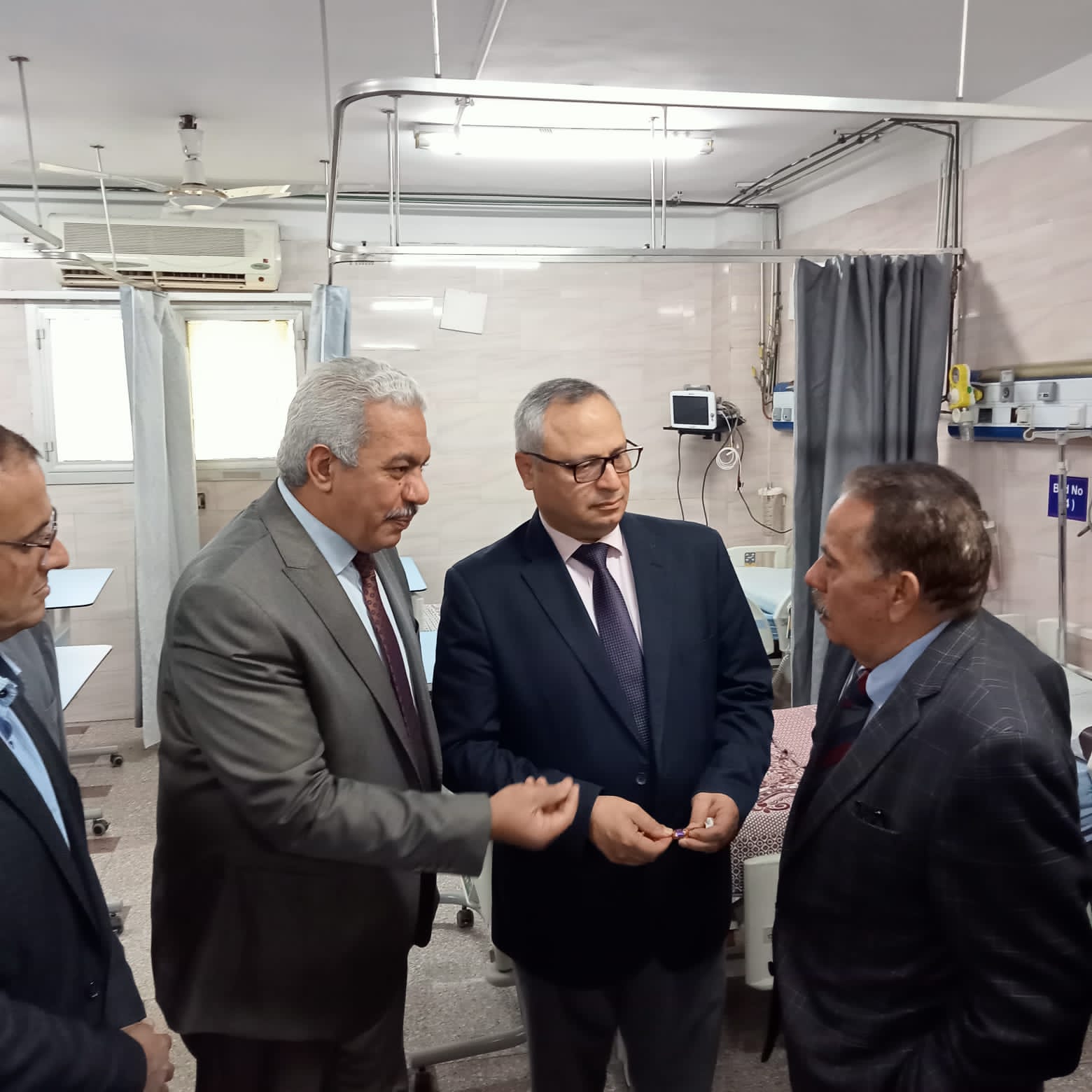 نائب رئيس جامعة الأزهر يتابع أعمال التطوير والتجديد بمستشفى سيد ج