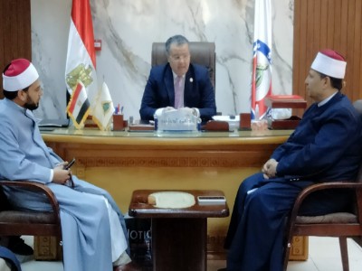 الدكتور عمرو الدخاخني المدير التنفيذي لمستشفيات جامعة بنها