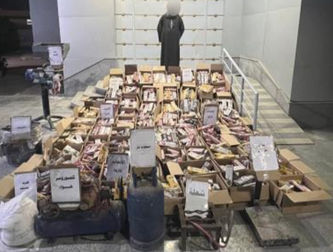 المتهم والمضبوطات 