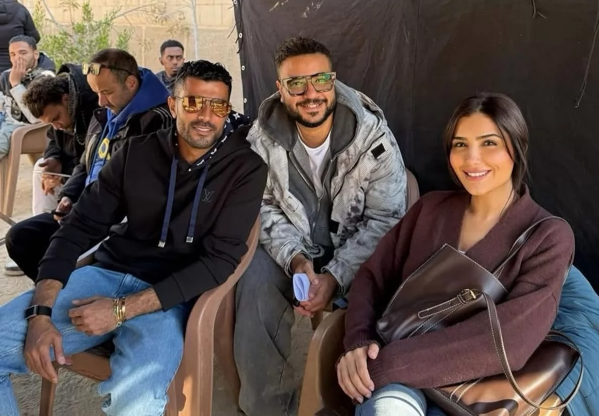 مي عمر ومحمد سيد بشير ومي سامي 