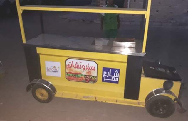 سيارات مأكولات ومشروبات.. فرص عمل لشباب طور سيناء