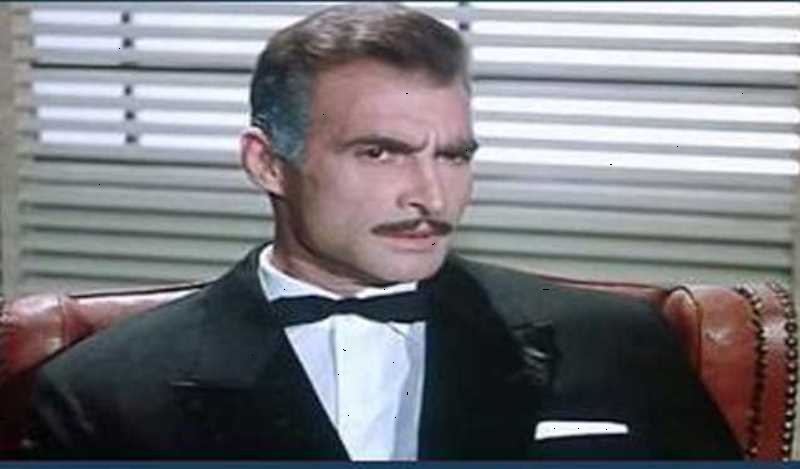 الفنان أحمد مظهر 