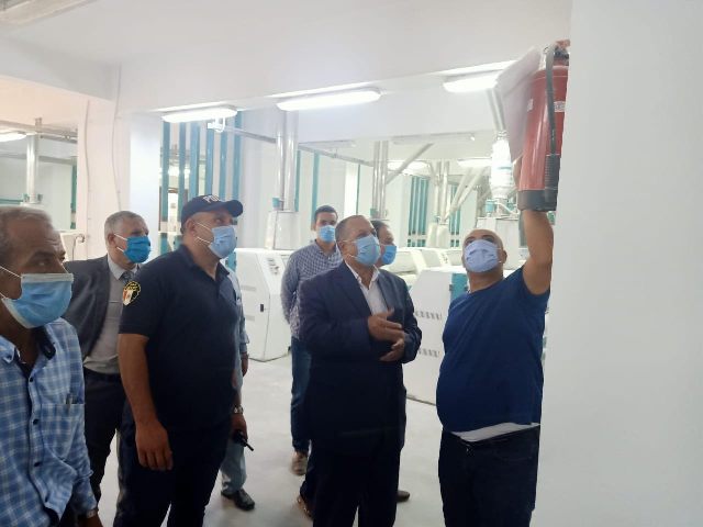 محافظ أسيوط : حملات ميدانية لمراجعة اشتراطات الحماية المدنية والسلامة بالمنشآت الحيوية.صور