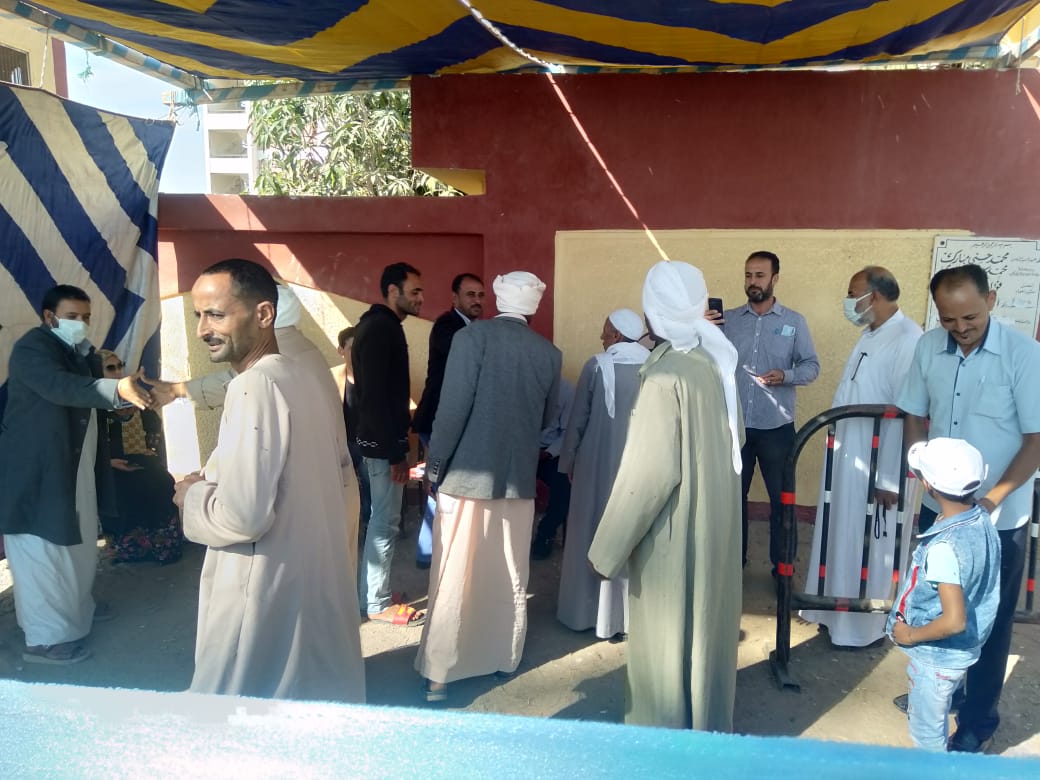 مناوشات بين أنصار  مرشحين بمنوف