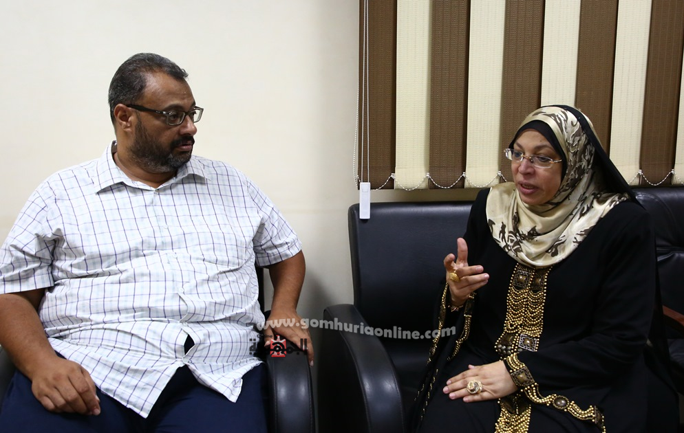د نيفين مختار تتحدث مع عقيدتي