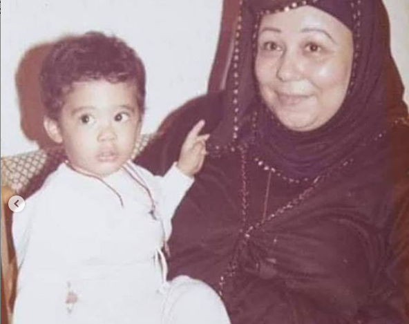 صورة نادرة لهيثم أحمد زكى فى الطفولة .. فى الذكرى الرابعة لرحيله