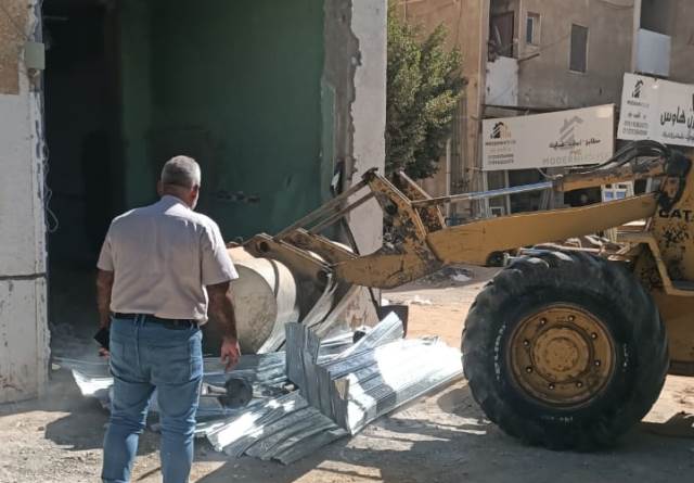 رضوان: جهاز مدينة بدر يشن حملة إشغالات على المحلات ليلاً.. بالصور