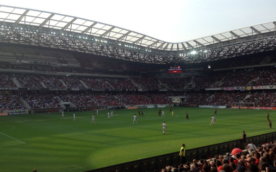 ملعب أليانز ريفيير