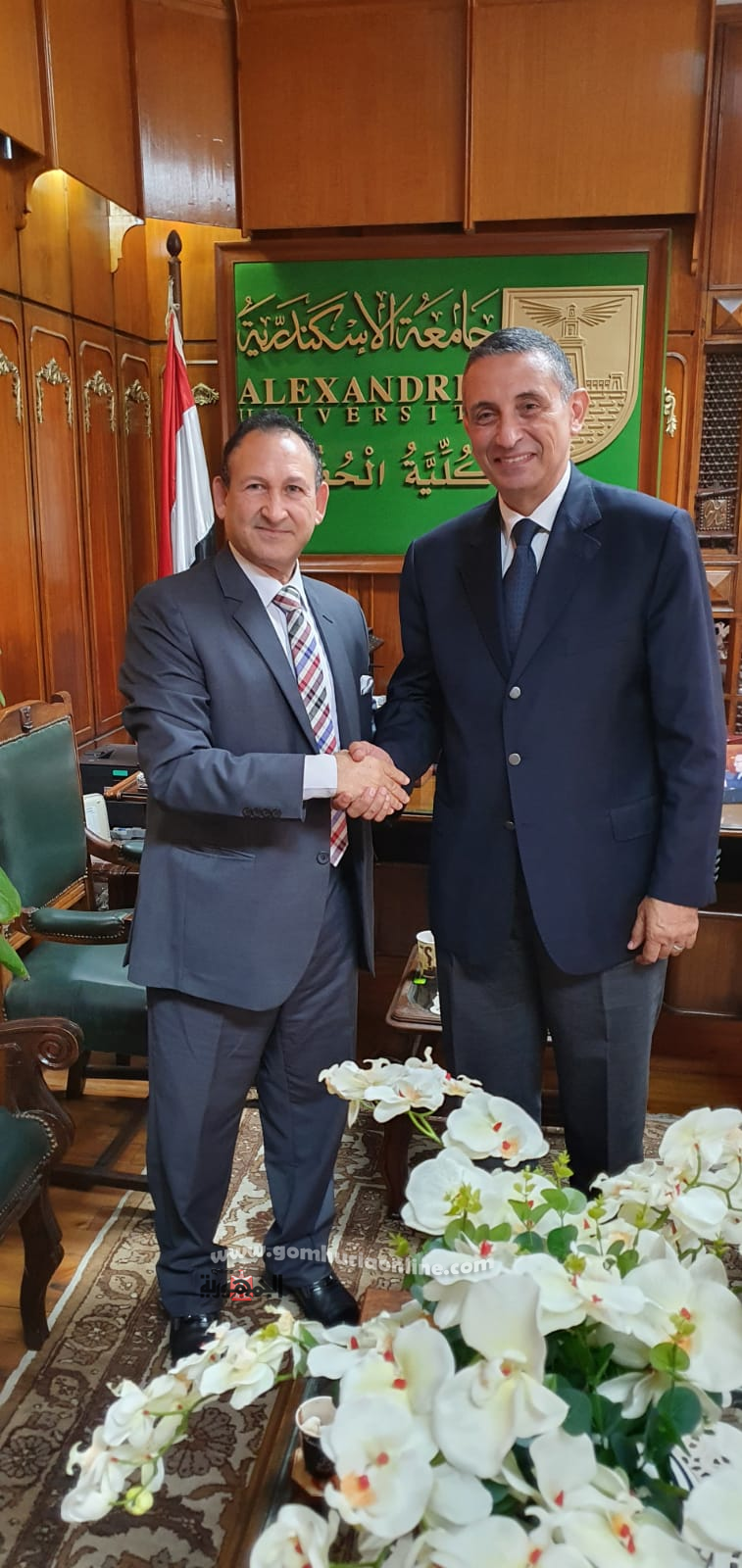 المستشار خفاجى يهنىء الدكتور الفقى عميد كلية الحقوق بالإسكندرية