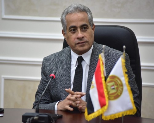وزير العمل يتابع اجراءات تنفيذ منصة إلكترونية خاصة بالعمالة غير المنتظمة 