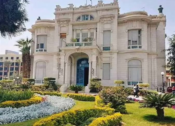 جامعة عين شمس