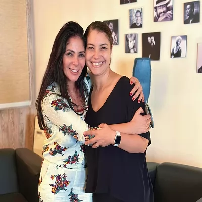 منى زكي ونسمة محجوب 