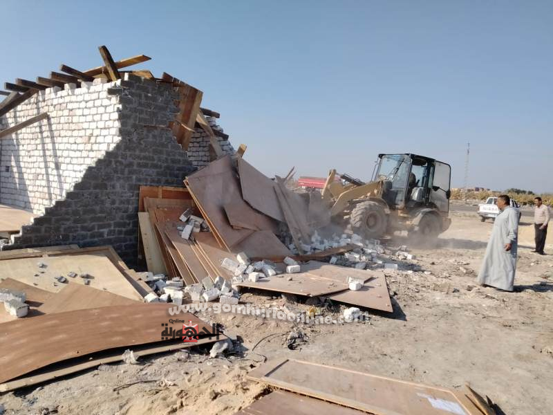 محافظ المنوفية : إزالة فورية لـ 6 حالات تعدي علي الأراضي الزراعية وأملاك الدولة في شبين الكوم وقويسنا والسادات 