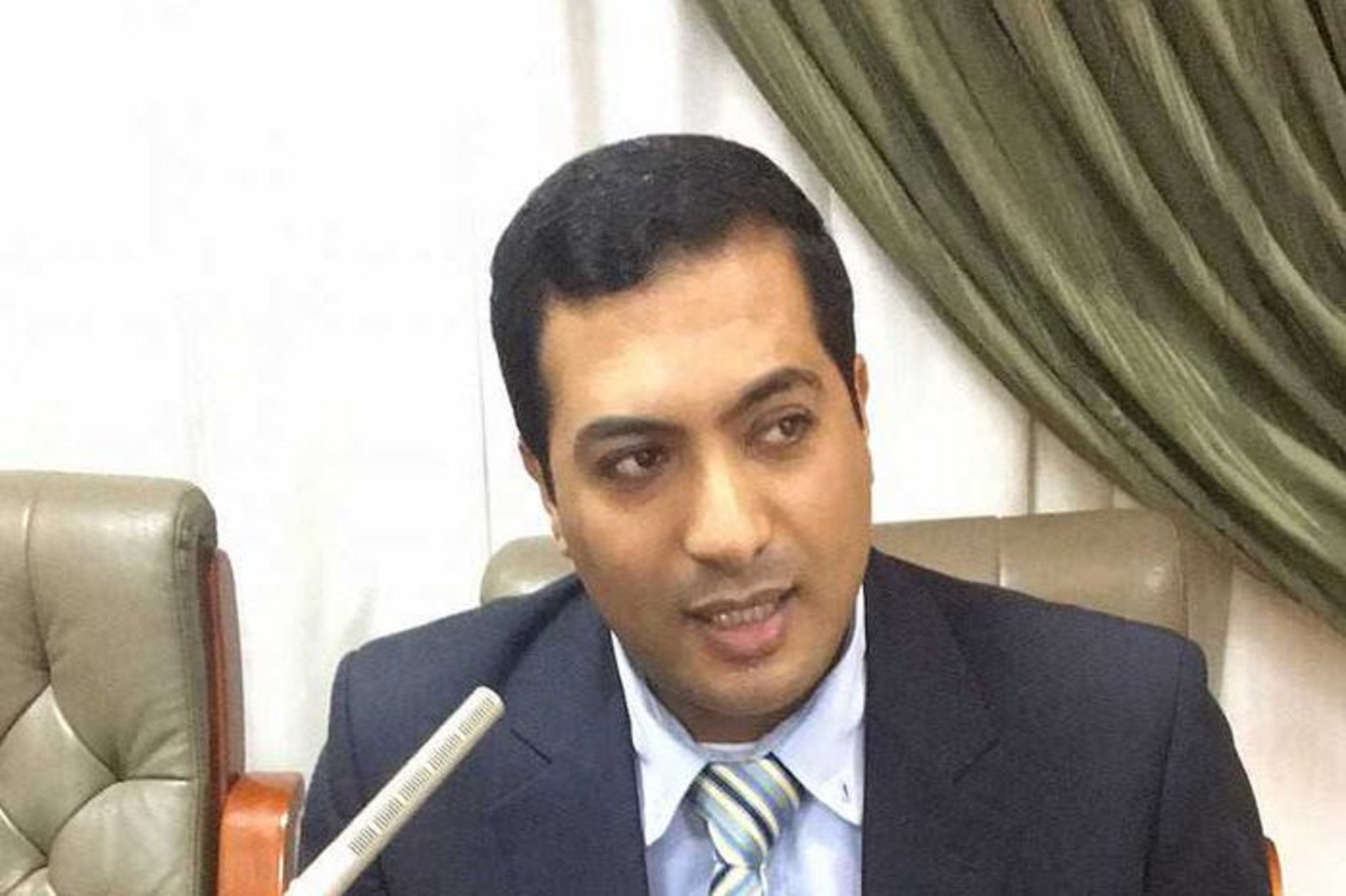 الدكتور محمد راشد مدرس الاقتصاد بجامعة بني سويف 