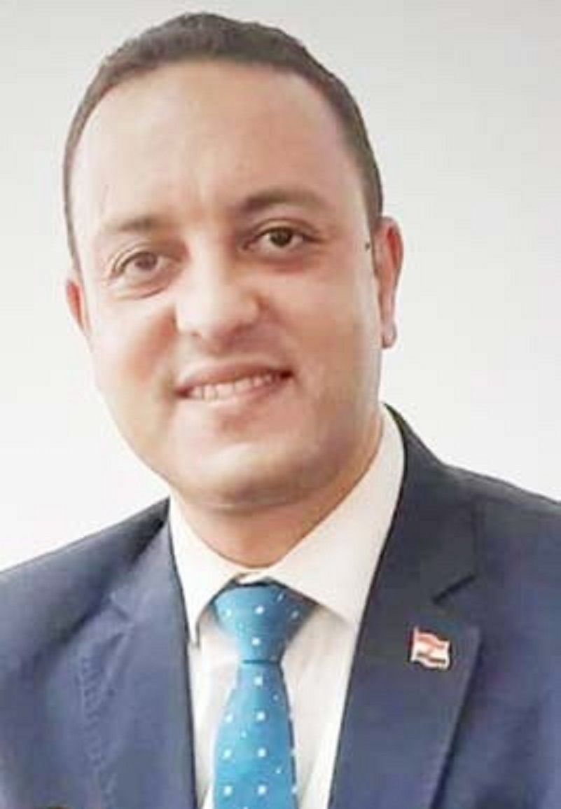  د. أحمد سمير أبوالفتوح 