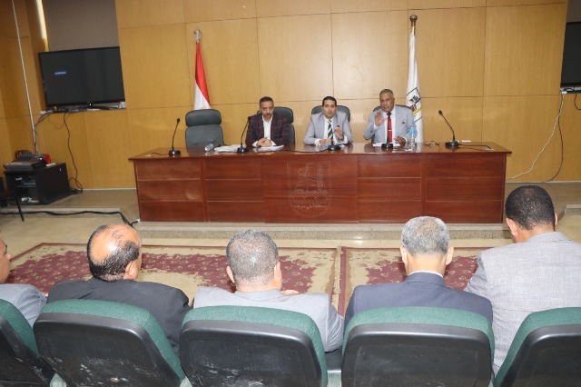 ورشة عمل لمناقشة قانون تنظيم انتظار المركبات في الشوارع ببنى سويف