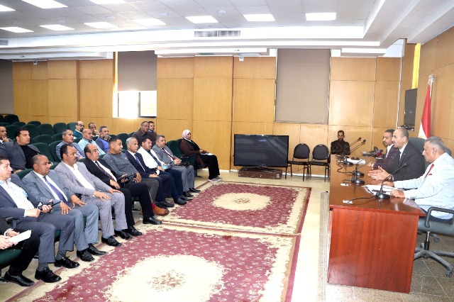 ورشة عمل لمناقشة قانون تنظيم انتظار المركبات في الشوارع ببنى سويف