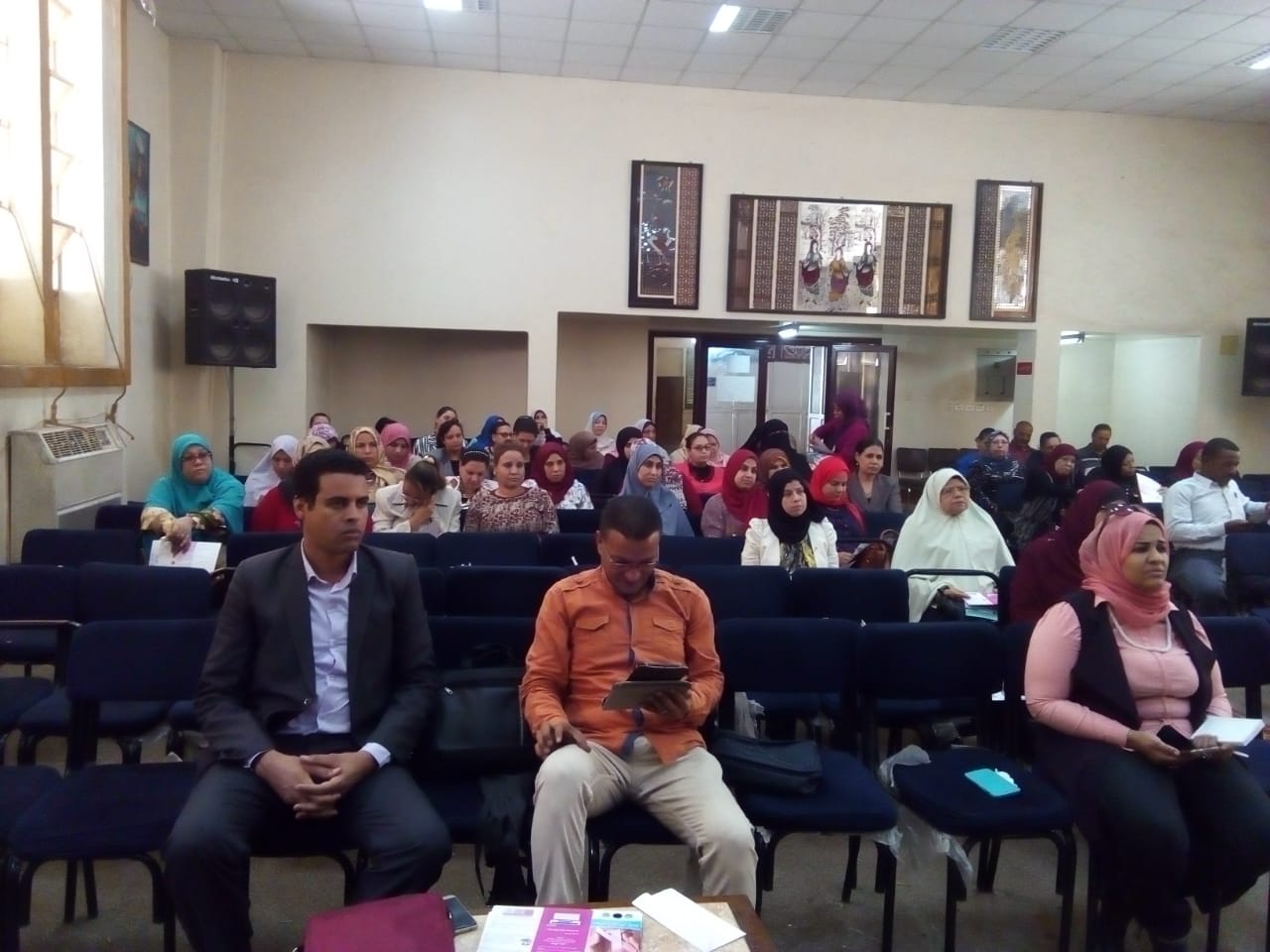 ندوه صحيه عن الاورام بمديرية التربيه و التعليم بقنا