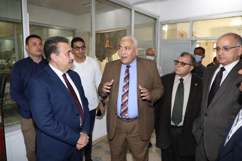 محافظ المنوفية ورئيس جامعة السادات يوقعان برتوكول تعاون ويتفقدان المدن الجامعية للوقوف علي مدي جاهزيتها ضمن خطة الطوارئ