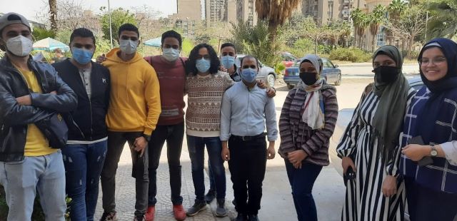 مبادرة كلية التكنولوجيا والتعليم فى جامعة حلوان للتشجير بأيدى الطلاب.. بالصور