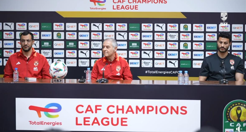 محمد الشناوي اثناء المؤتمر