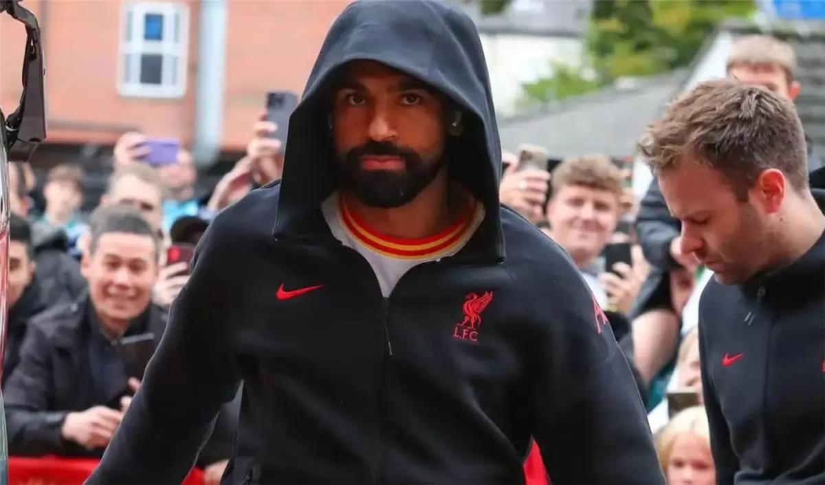 إعلامي سعودي يعتذر عن إساءته لـ محمد صلاح.. تعرف علي ما قاله 