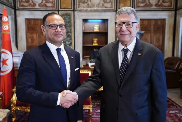 السفير المصرى في تونس يلتقى مع رئيس مجلس نواب الشعب التونسي 
