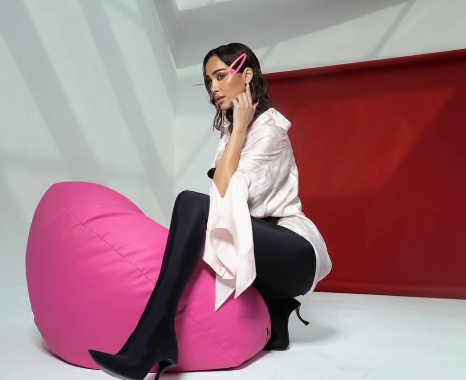 الفنانة المغربية بسمة بوسيل