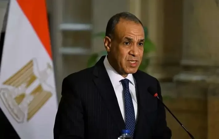 الدكتور بدر عبد العاطي