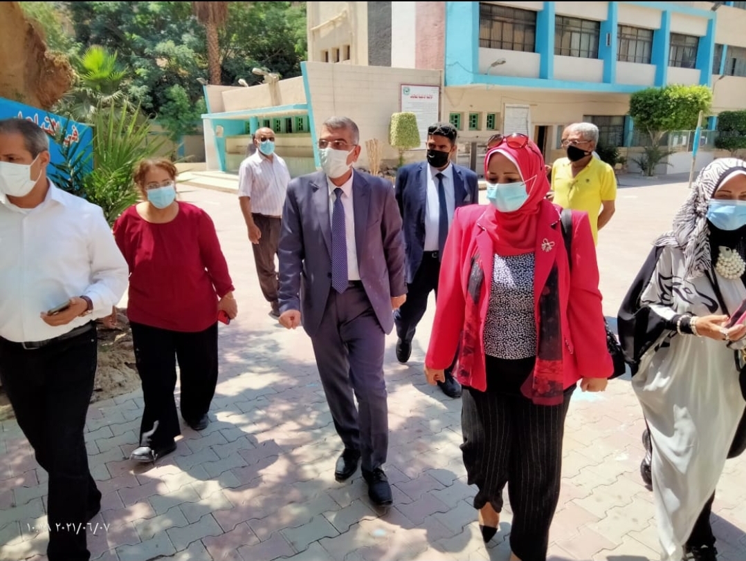 راندا و الجيار  يتفقدوا سير لجان الشهادة الاعدادية بالعجوزة والدقى 