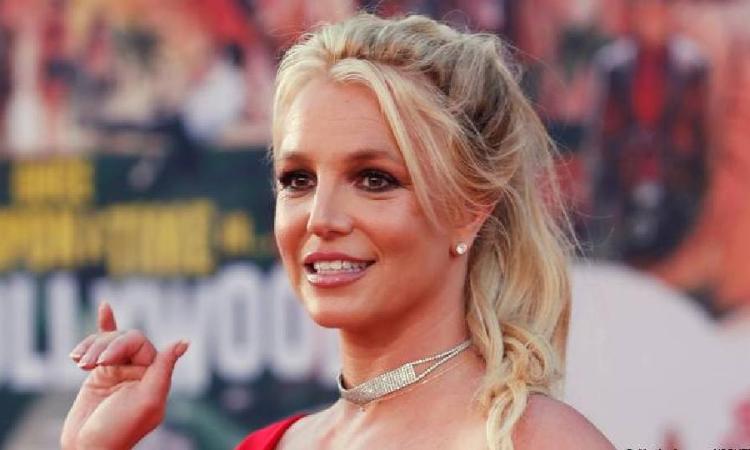 بريتى سبيرز 