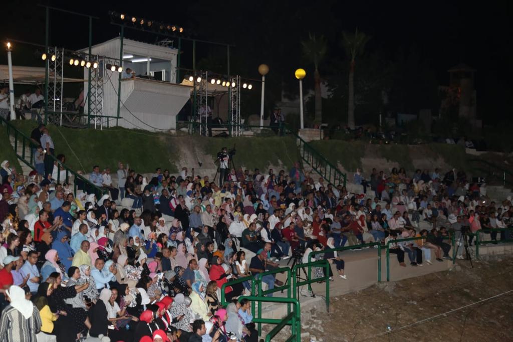   وزيرة الثقافة تشهد الامسية الثانية من مهرجان رومانى الاسكندرية  