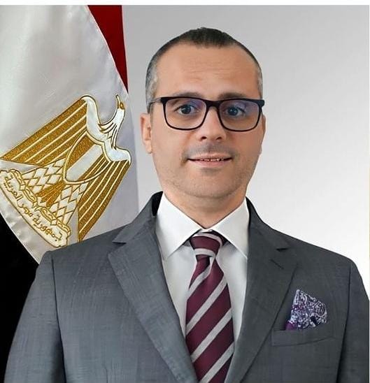 الدكتور عصام سراج الدين