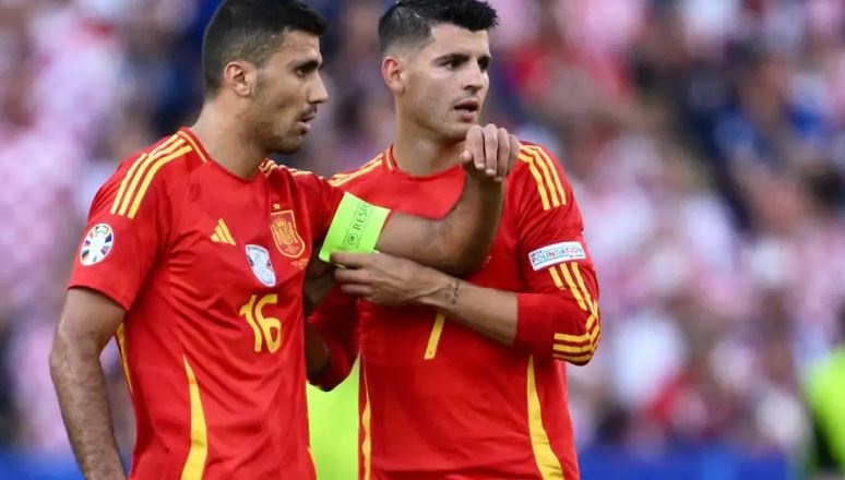 ثنائي المنتخب الإسباني رودريجو هيرنانديز وألفارو موراتا