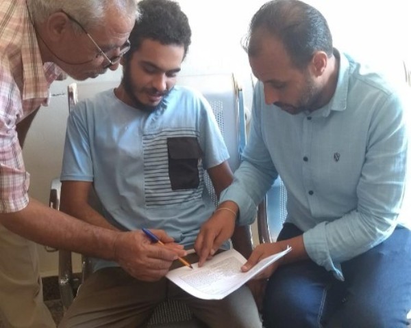 وزارة العمل: تسليم عقود عمل لذوى همم بجنوب سيناء