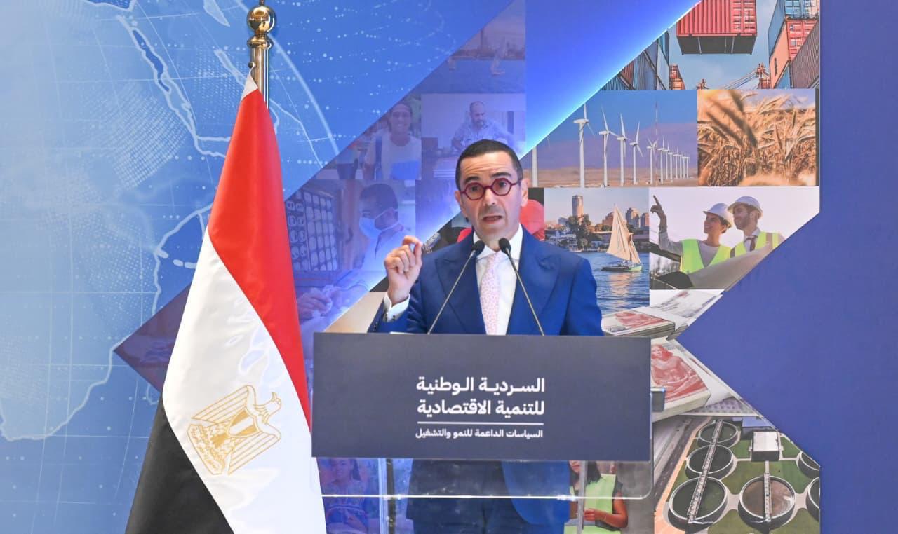 المهندس حسن الخطيب وزير الاستثمار