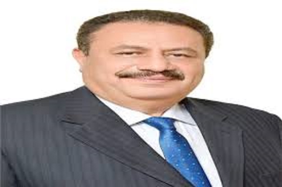 رئيس مصلحة الضرائب رضا عبد القادر