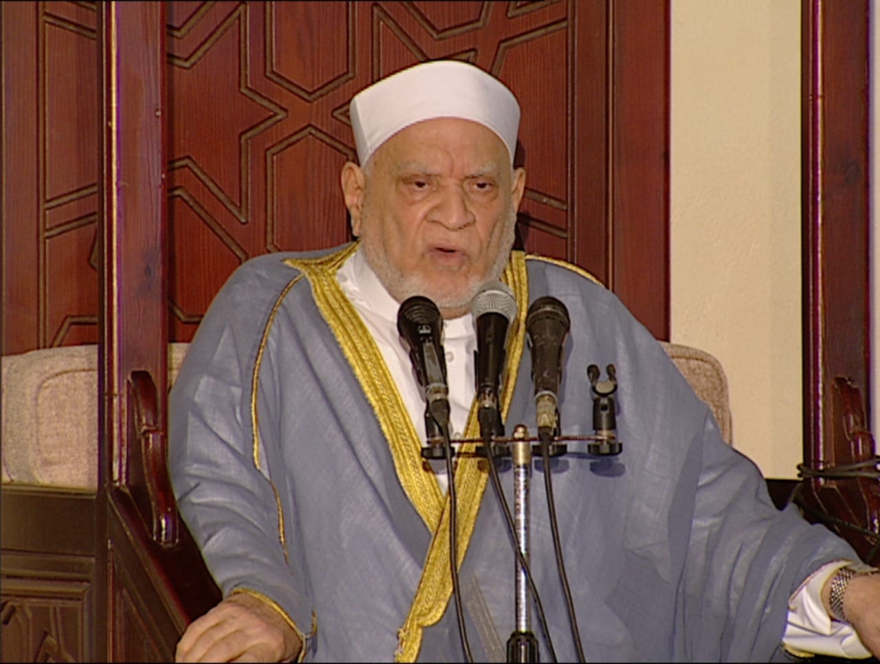 د أحمد عمر هاشم