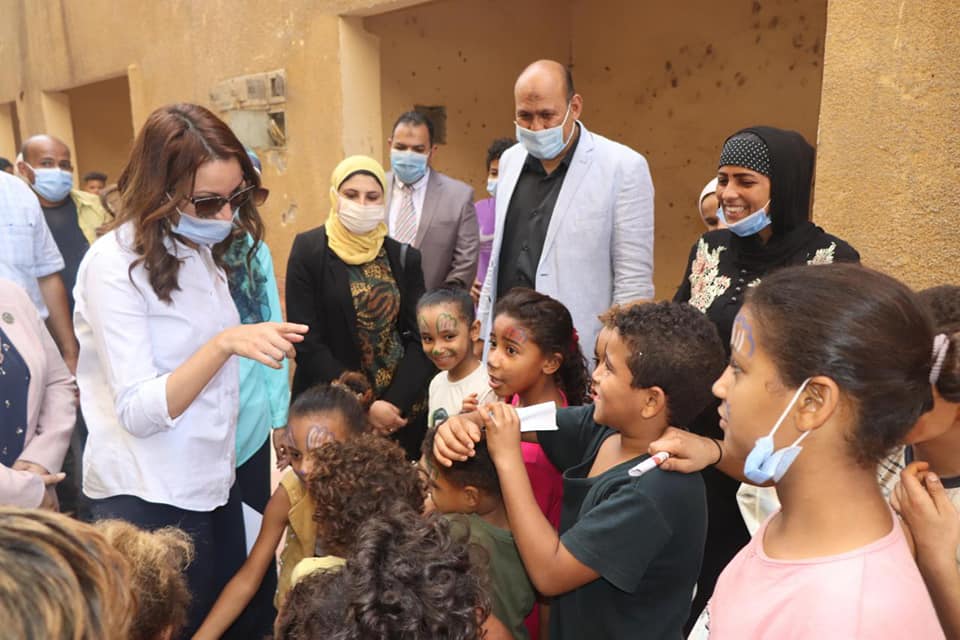 قوافل تنموية شامله لسكان عشش السودان بالجيزة.. بالصور 