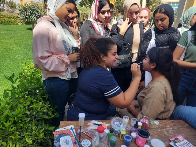 تفاصيل إحتفالات جامعة بدر لإستقبال الطلاب بالعام الأكاديمى الجديد.صور