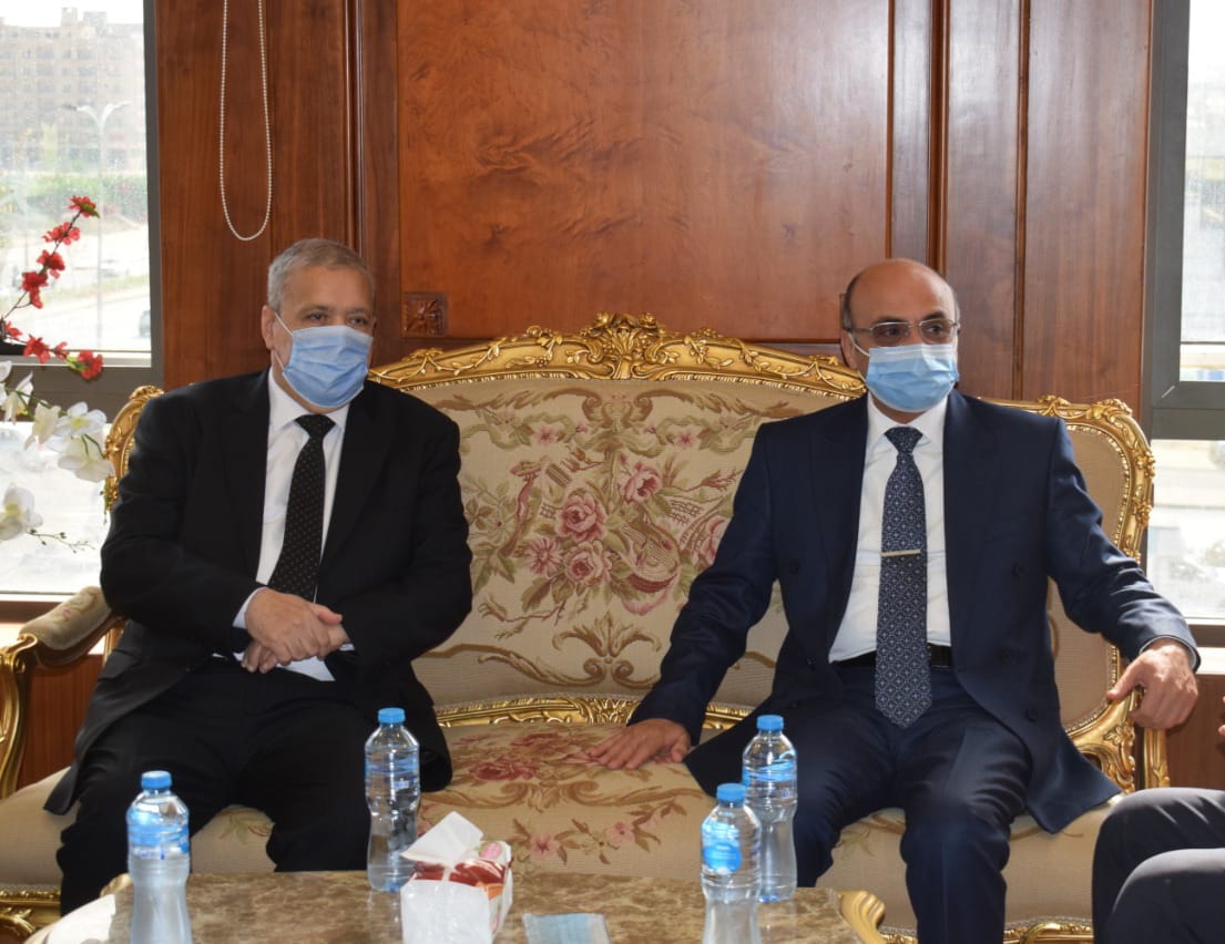 بالصور ...إفتتاح مكتب الشهر العقارى بمقر هيئة النيابة الإدارية 